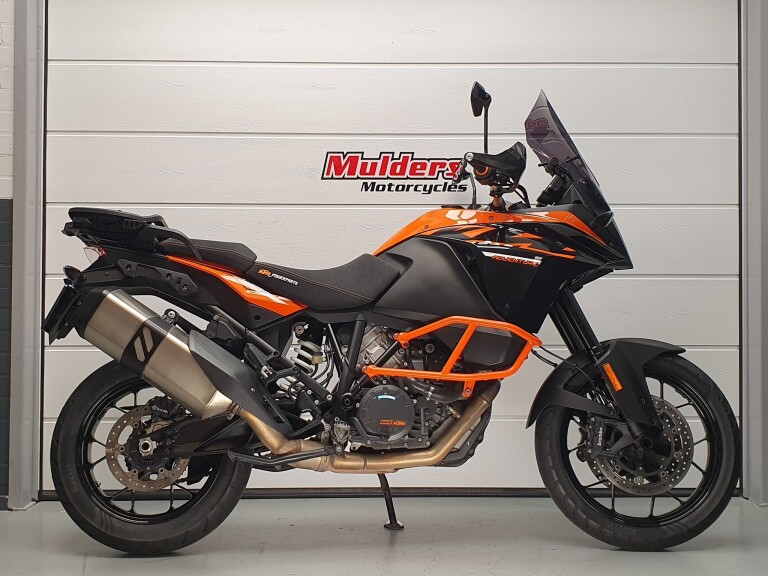KTM 1090 ADVENTURE ABS KTM 1090 ADVENTURE 
