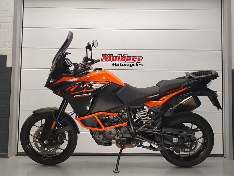 KTM 1090 ADVENTURE ABS KTM 1090 ADVENTURE foto 2