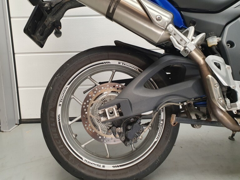 Triumph TIGER 1050 TRIUMPH TIGER 1050 foto 3