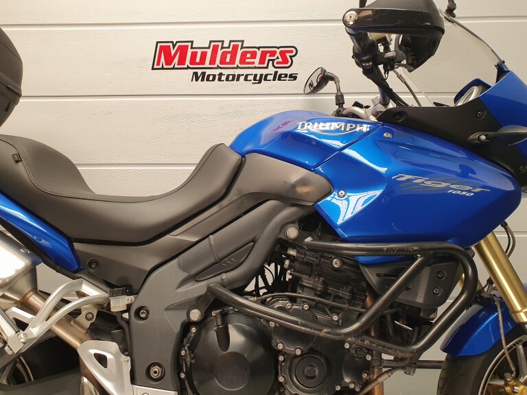 Triumph TIGER 1050 TRIUMPH TIGER 1050 foto 5