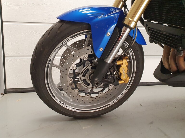 Triumph TIGER 1050 TRIUMPH TIGER 1050 foto 10