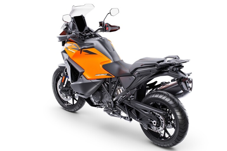 KTM 1390 SUPER ADVENTURE S EVO foto 2