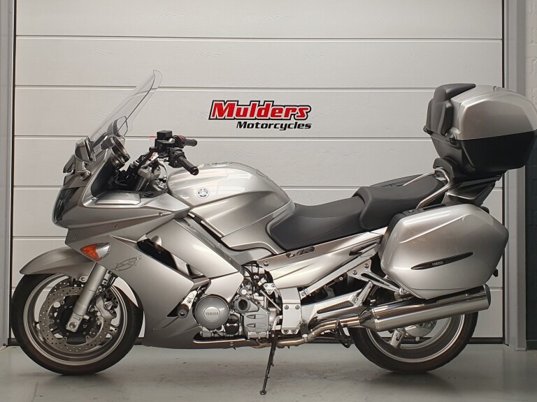 Yamaha FJR 1300 YAMAHA FJR 1300 foto 2
