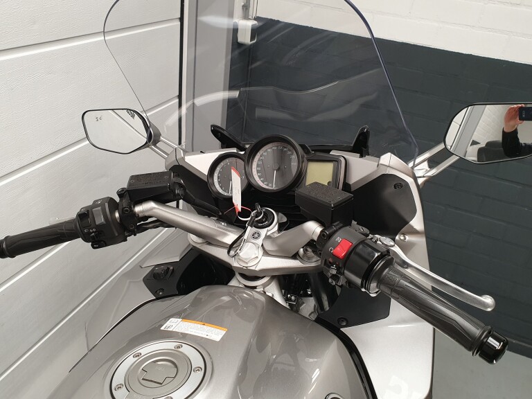 Yamaha FJR 1300 YAMAHA FJR 1300 foto 13