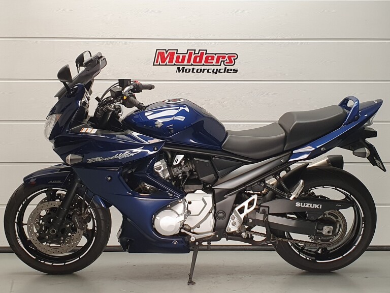 Suzuki GSF 1250 S BANDIT foto 2