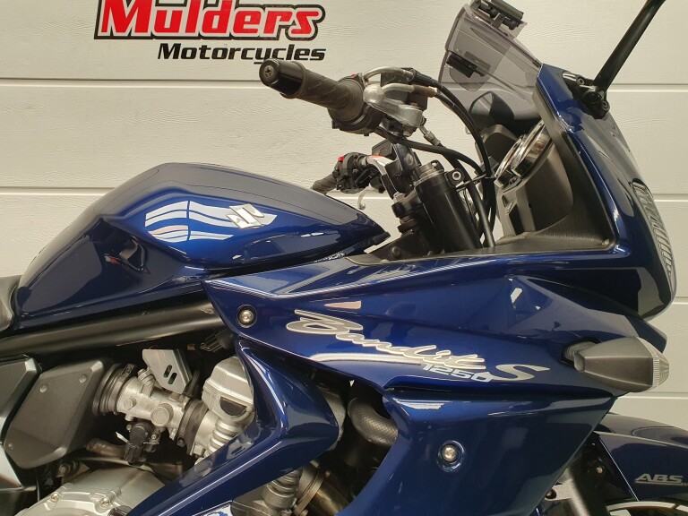 Suzuki GSF 1250 S BANDIT foto 13