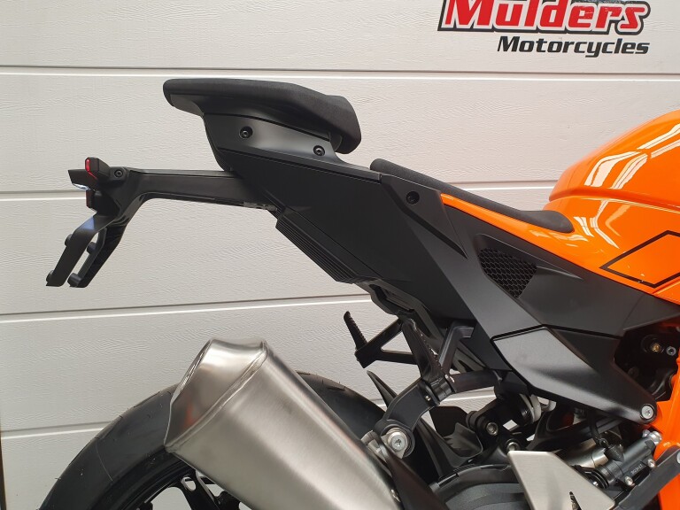 KTM RC 990 R foto 10