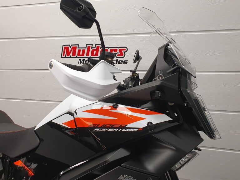 KTM 1390 SUPER ADVENTURE S foto 16