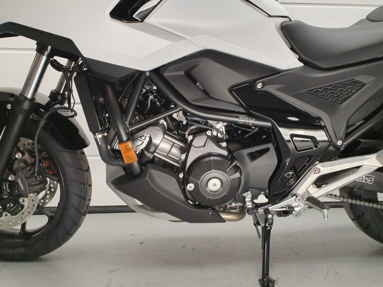 Honda NC 750 X ABS foto 6