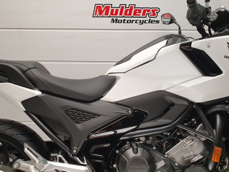 Honda NC 750 X ABS foto 11