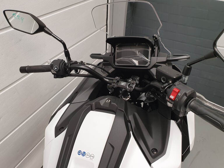 Honda NC 750 X ABS foto 15