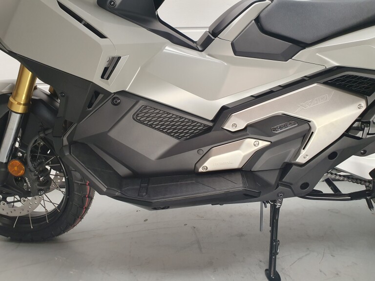 Honda X-ADV 750 foto 5
