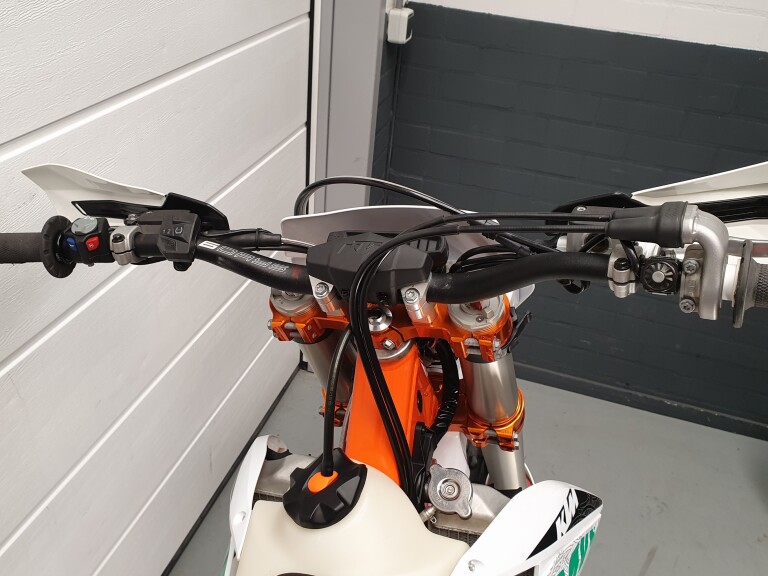 KTM 350 EXC-F SIX DAYS foto 14