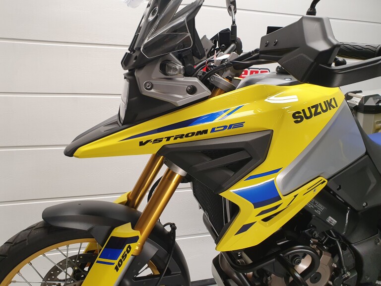 Suzuki DL 1050 V-STROM DE foto 4