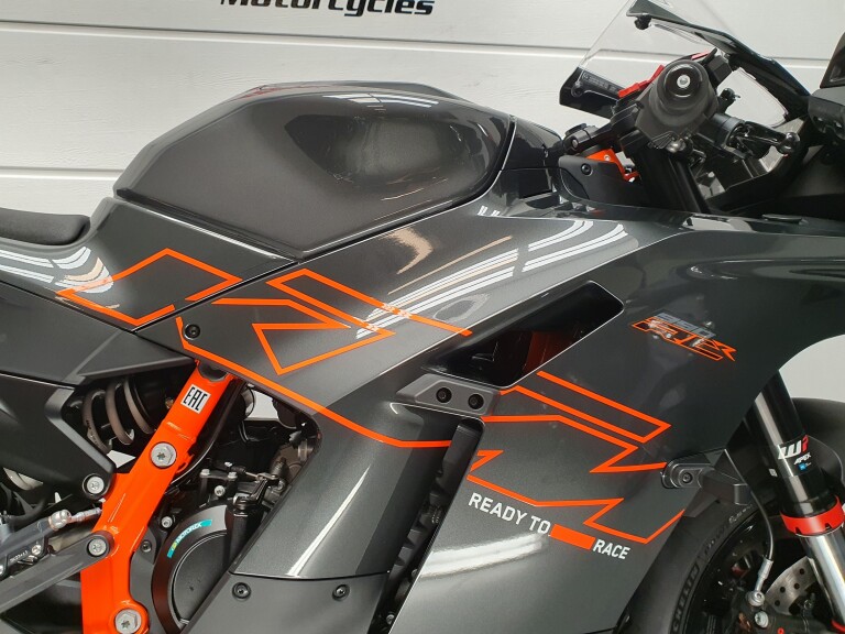 KTM RC 990 R foto 12