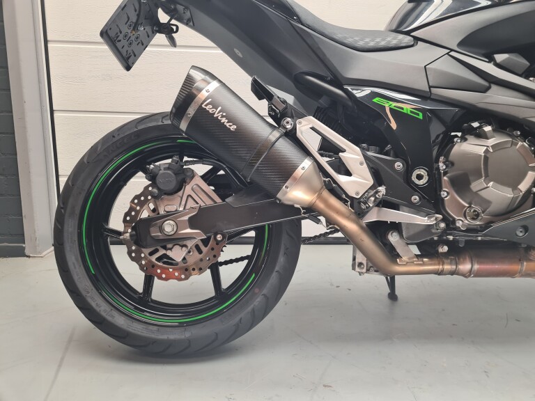 Kawasaki Z 800 ABS foto 3