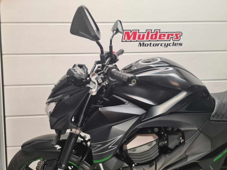 Kawasaki Z 800 ABS foto 13