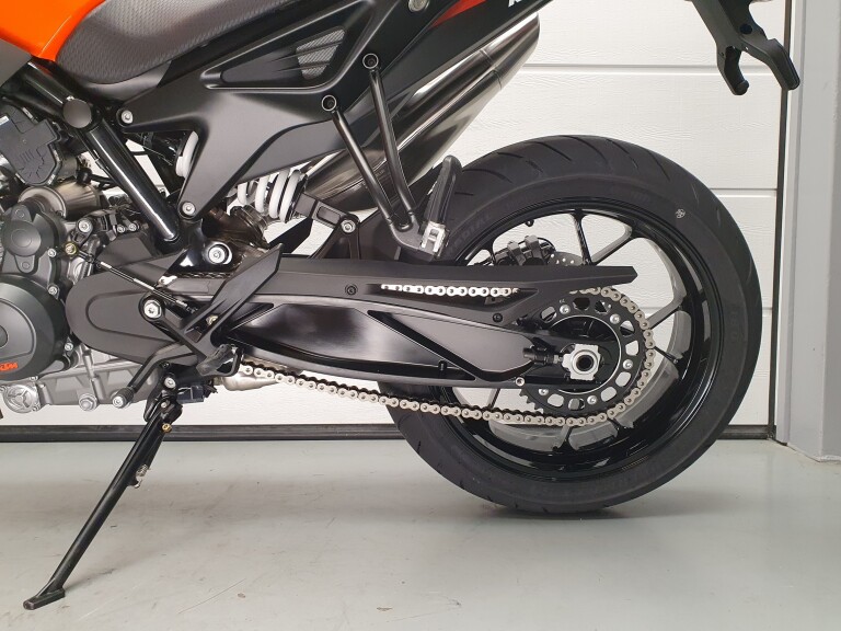 KTM 790 DUKE L ABS foto 8