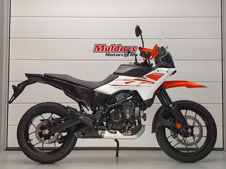 KTM 390 ADVENTURE X 