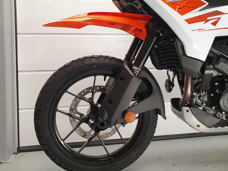 KTM 390 ADVENTURE X foto 3