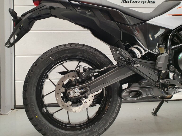 KTM 390 ADVENTURE X foto 9