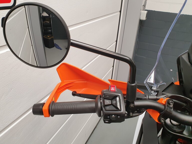 KTM 390 ADVENTURE X foto 17