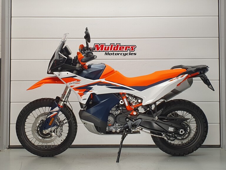 KTM 890 ADVENTURE R foto 2