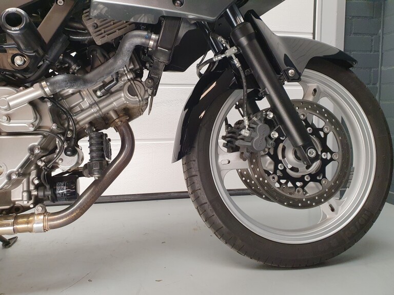 Suzuki DL 650 V-STROM foto 9