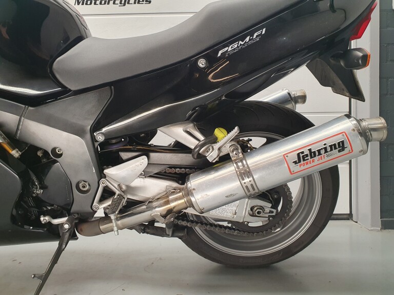 Honda CBR 1100 XX SUPER BLACKBIRD foto 9