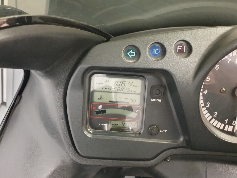 Honda CBR 1100 XX SUPER BLACKBIRD foto 16