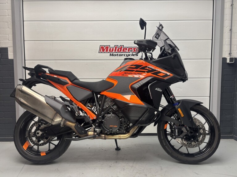 KTM 1290 SUPER ADVENTURE S 