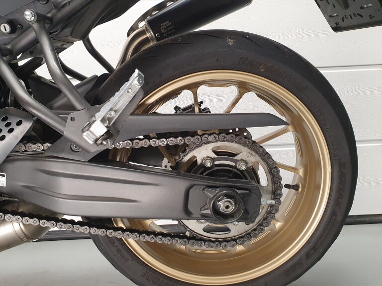 Yamaha XSR 700 foto 4