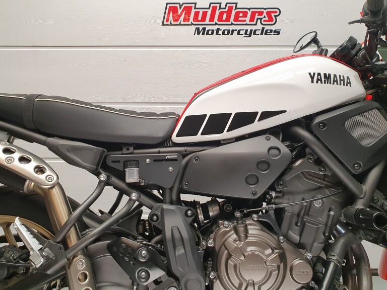 Yamaha XSR 700 foto 8