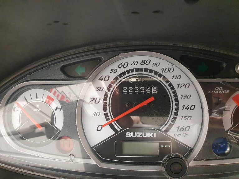 Suzuki UH 200 BURGMAN foto 14