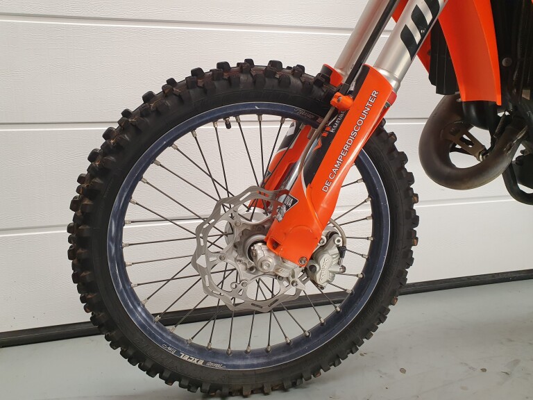 KTM 125 SX EFI foto 3