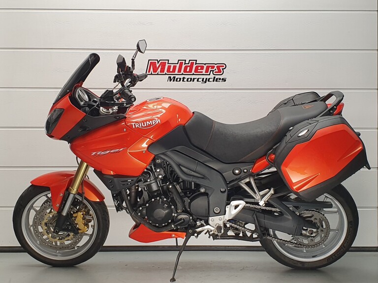 Triumph TIGER 1050 foto 2