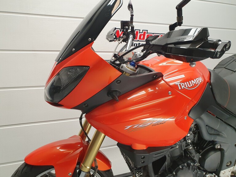 Triumph TIGER 1050 foto 4