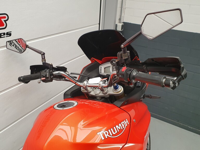 Triumph TIGER 1050 foto 13