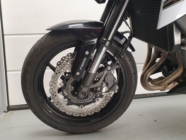 Kawasaki Z 800 ABS foto 3