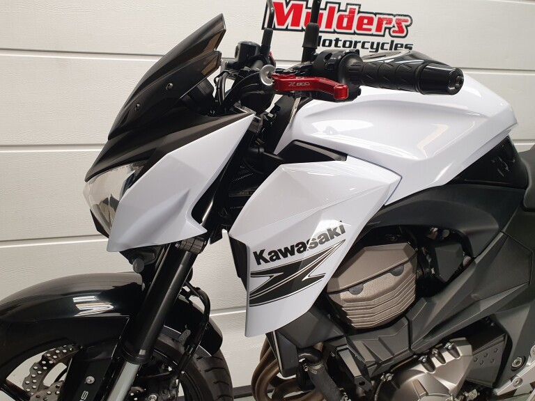 Kawasaki Z 800 ABS foto 4