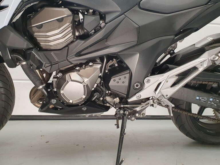 Kawasaki Z 800 ABS foto 6