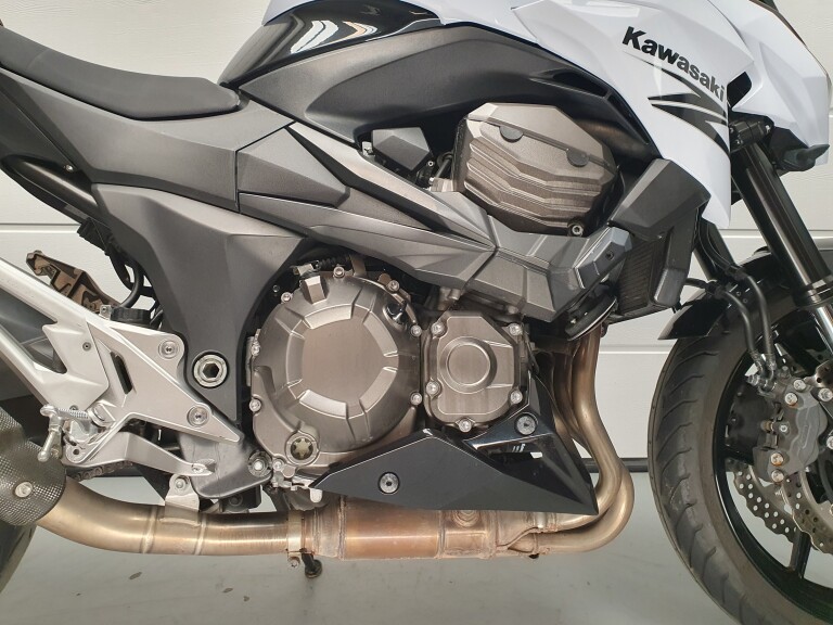 Kawasaki Z 800 ABS foto 11