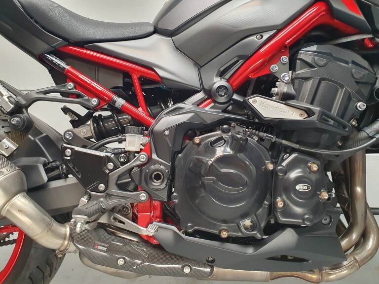 Kawasaki Z 900 PERFORMANCE ABS foto 12