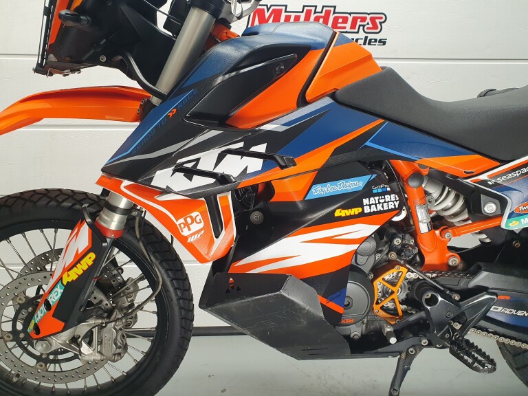 KTM 890 ADVENTURE R foto 5