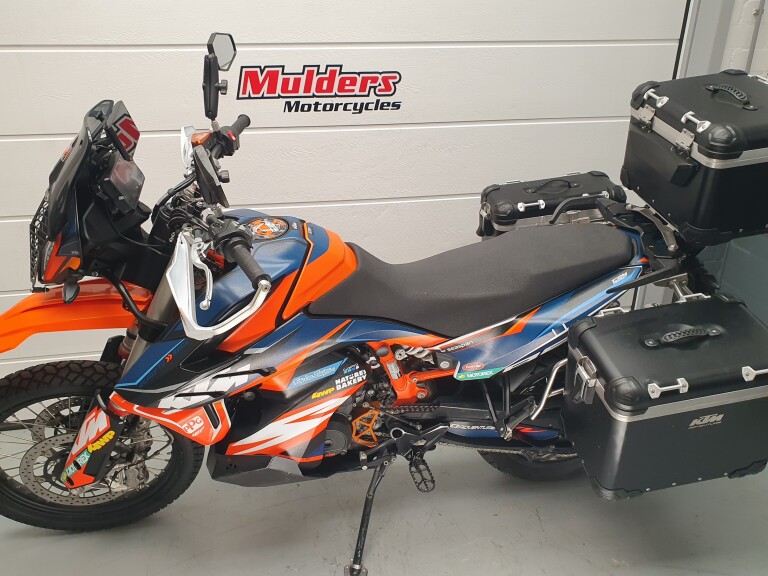 KTM 890 ADVENTURE R foto 7