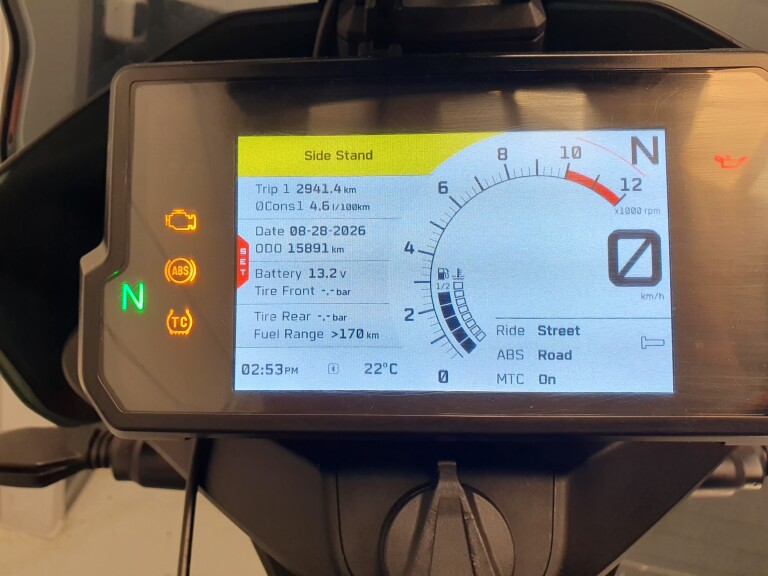 KTM 890 ADVENTURE R foto 12