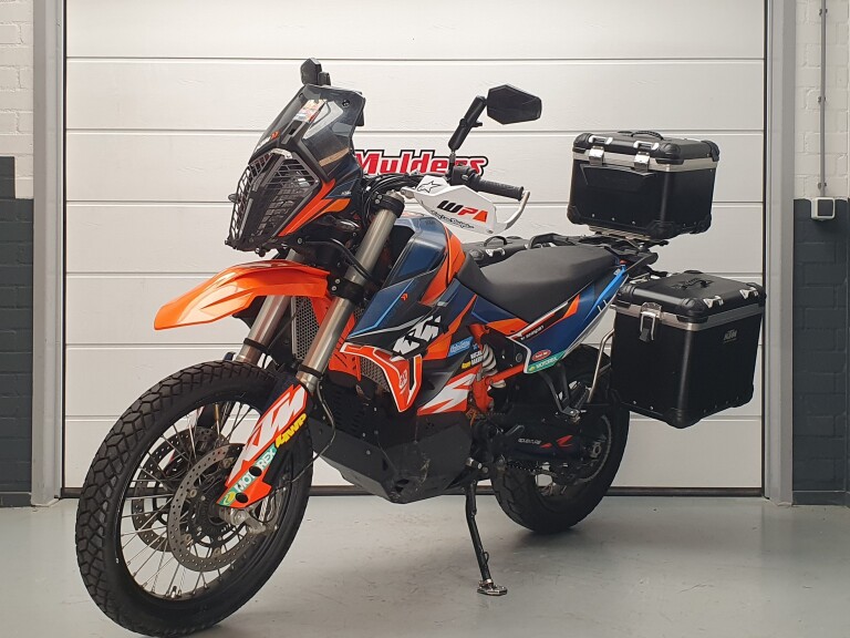 KTM 890 ADVENTURE R 