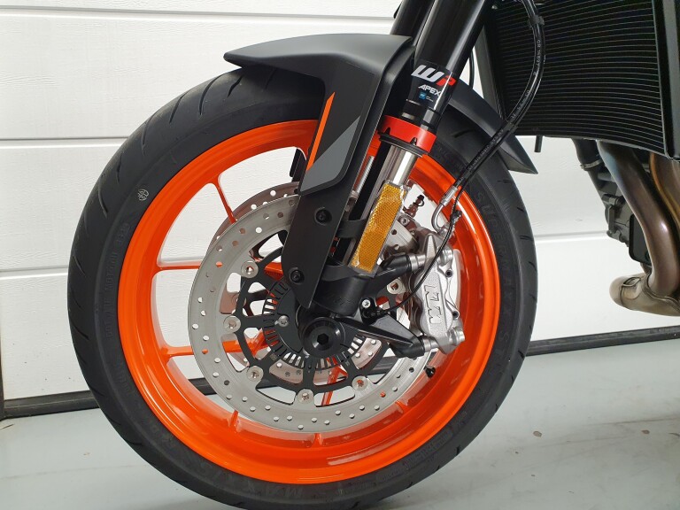 KTM 790 DUKE L ABS foto 3