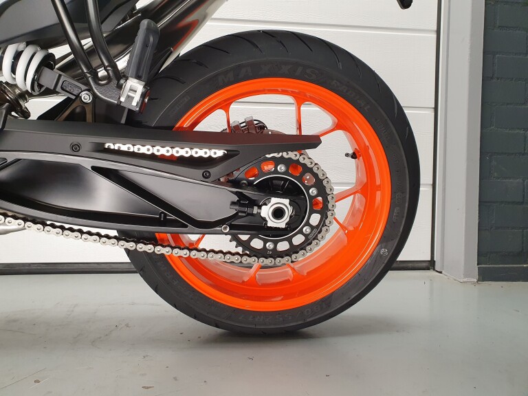 KTM 790 DUKE L ABS foto 8
