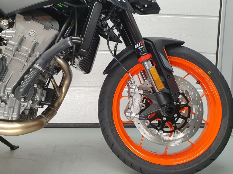 KTM 790 DUKE L ABS foto 13
